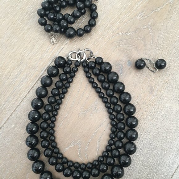 Chunky Black Necklace - Picture 2 of 6